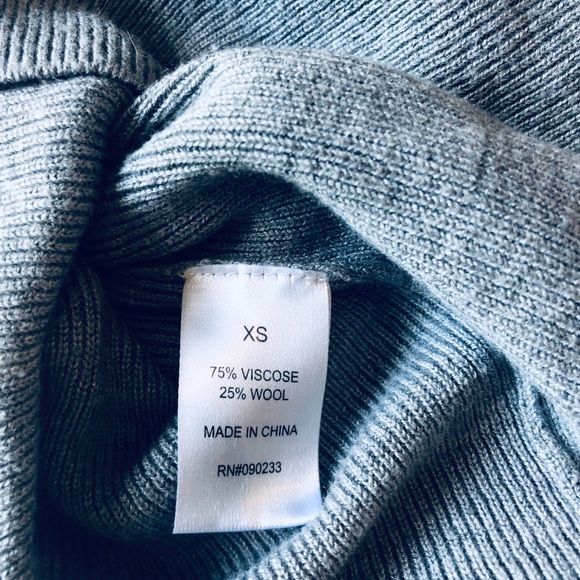 Kendall+Kylie Crop Top - Picture 5 of 5